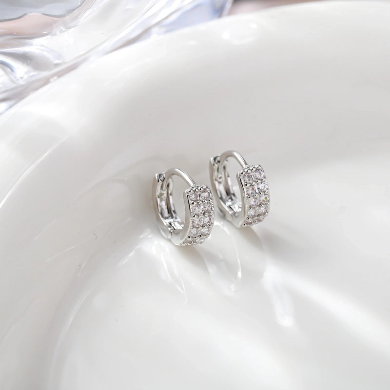 S925 Silver Needle  Europe And The United States High Sense Of Light Luxury Commuting Zircon Ear Buckle Female Full Of Drill  Wind Jewelry