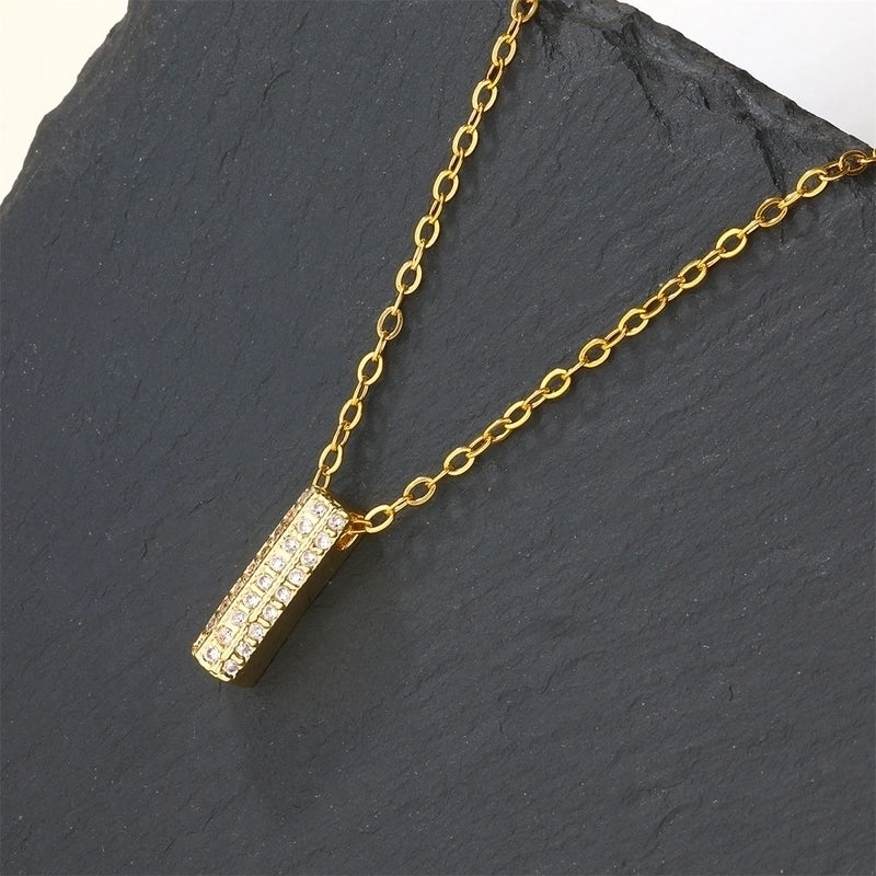 Copper 18K Gold Plated Casual Minimalist Inlay Letter Zircon Pendant Necklace