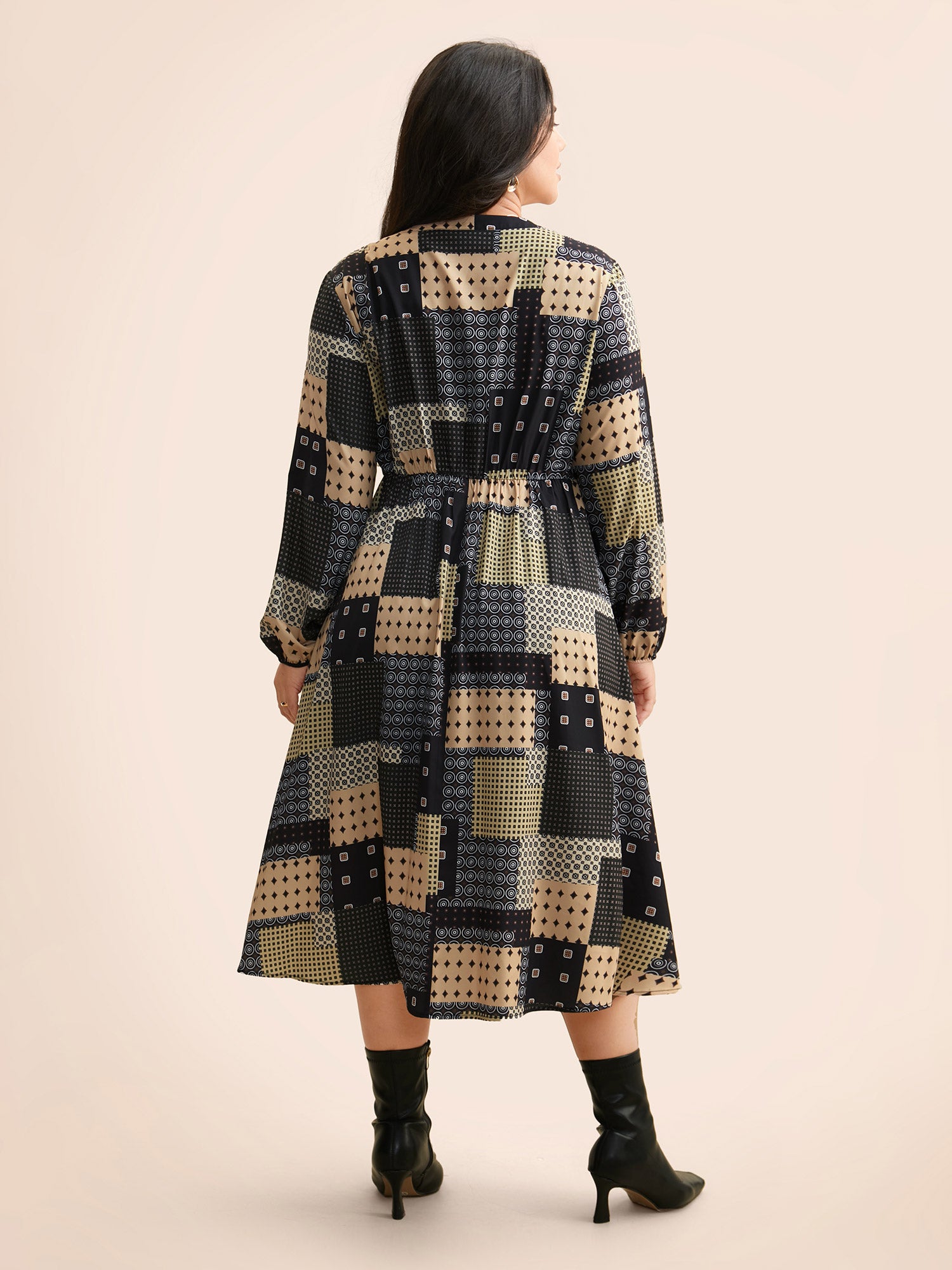 Colorblock Contrast Notched Lantern Sleeve Dress