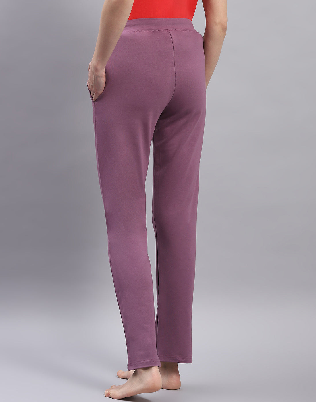 Women Mauve Solid Regular Fit Lower