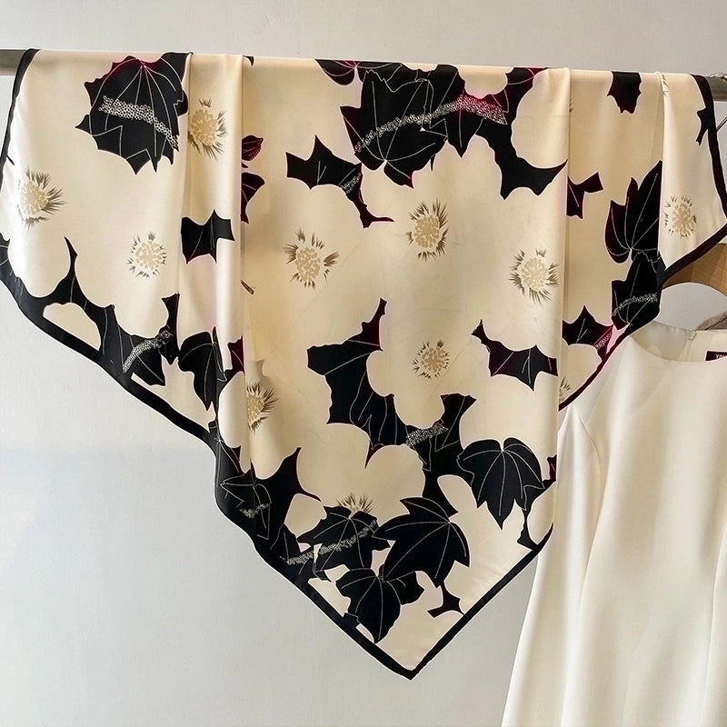 Women's Sweet Minimalist Flower Polyester Silk Scarf