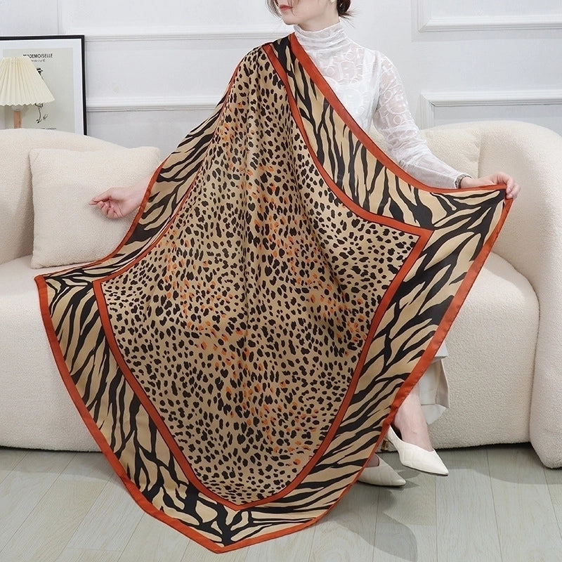 Women's Vintage Style Letter Color Block Polyester Silk Scarves