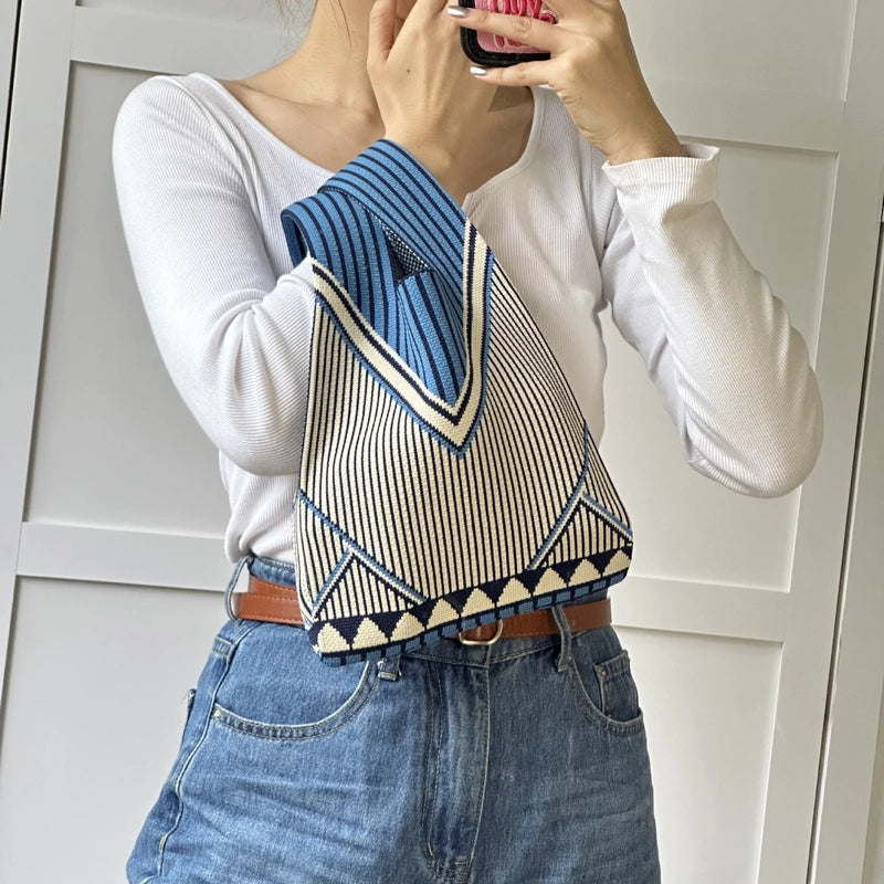Women's Polyester Printing Color Block Cute Square Open Handbag