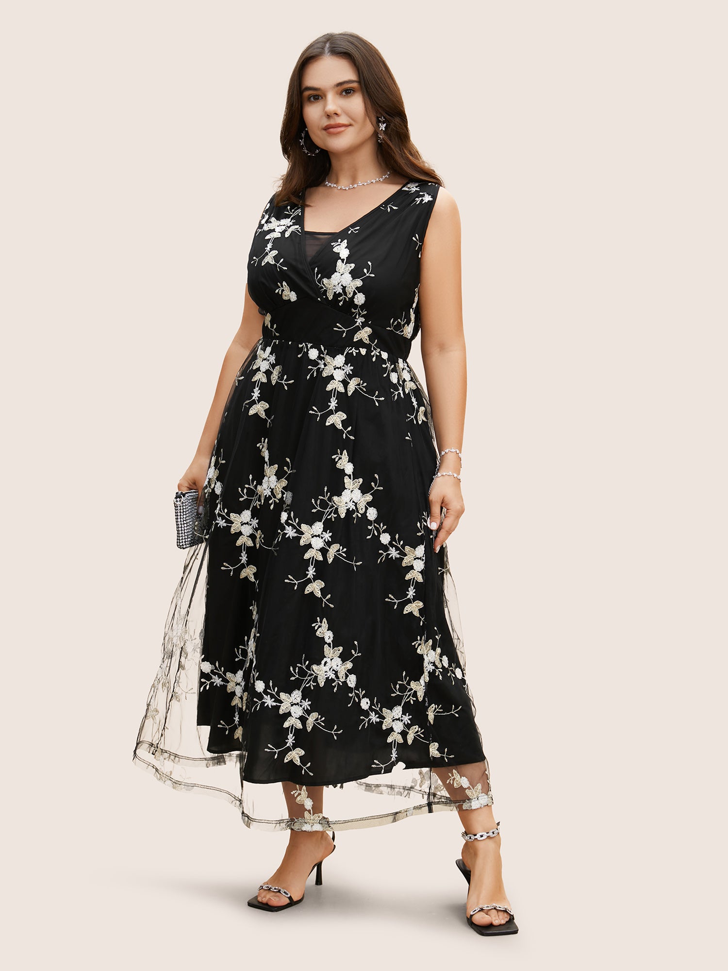 Mesh Floral Embroidered Sleeveless Maxi Dress