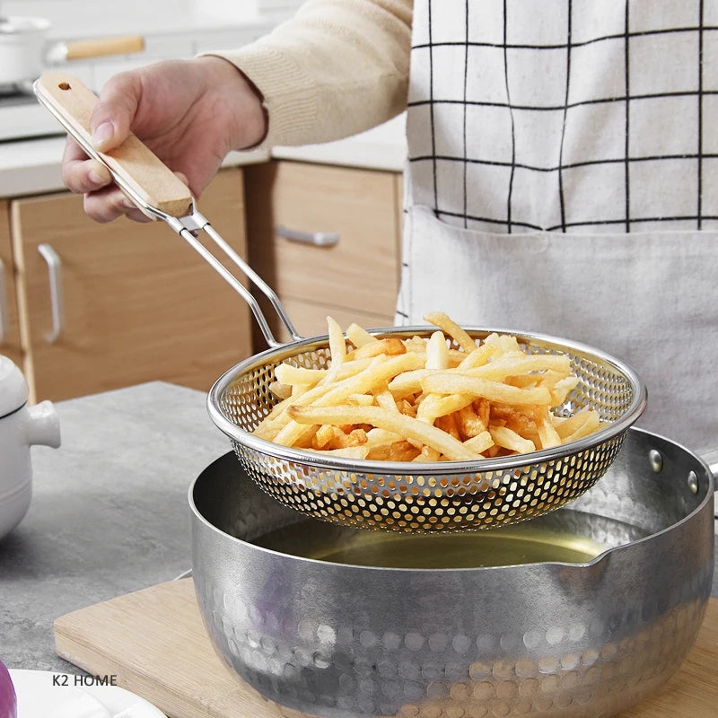 PACK OF 3 STRAINER WITH WOODEN HANDLE