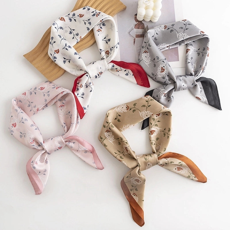 Women's Sweet Color Block Polyester Printing Silk Scarf