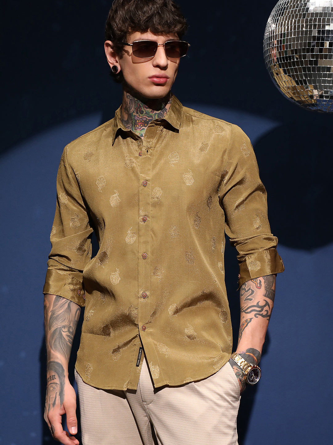 Lotus-Texture Shirt