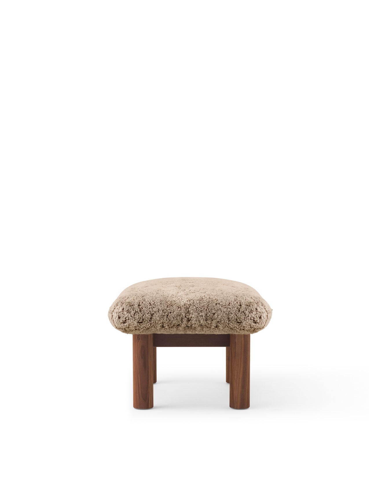 Brasilia Ottoman. Sheepskin