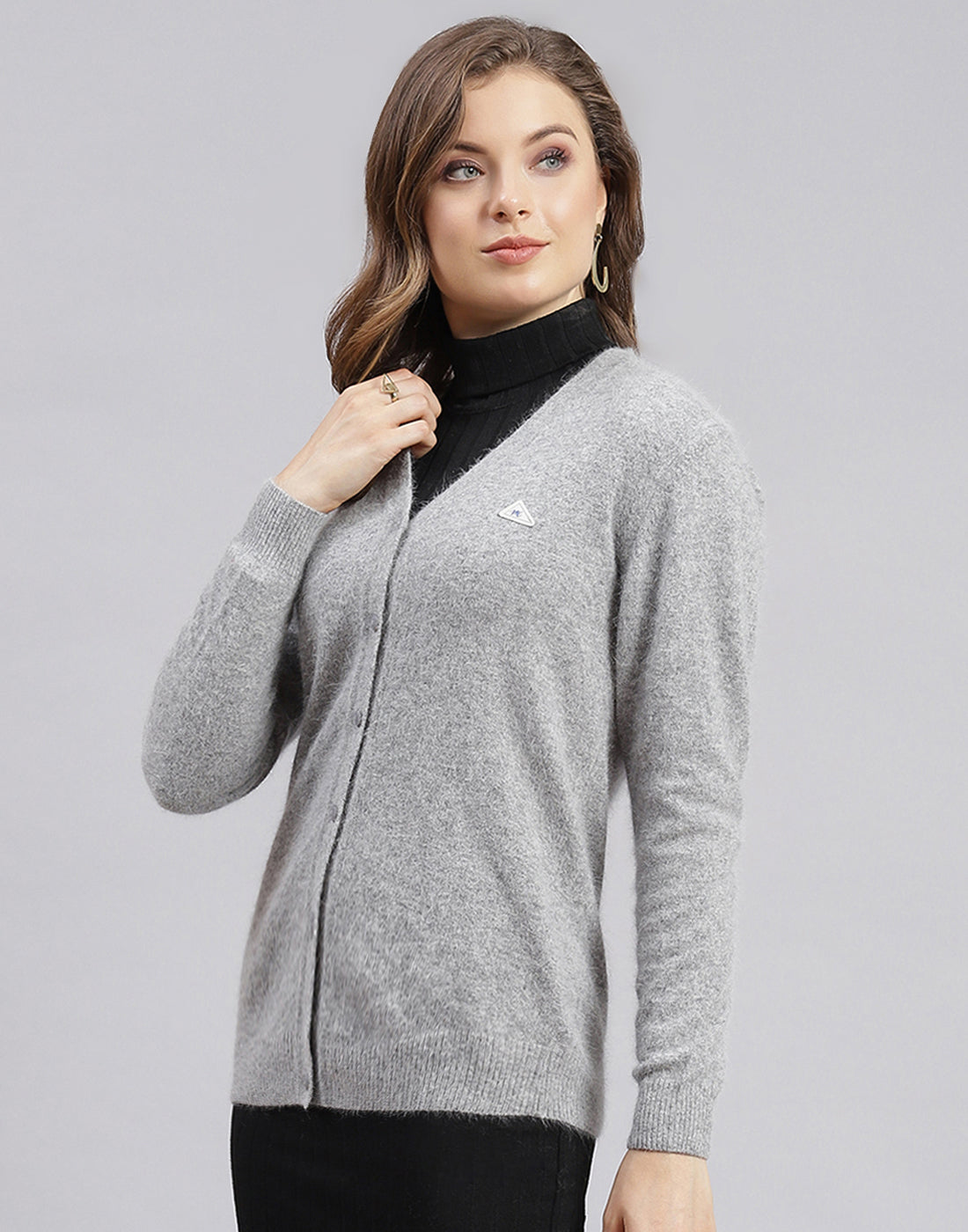 Women Grey Solid V Neck Full Sleeve Cardigan