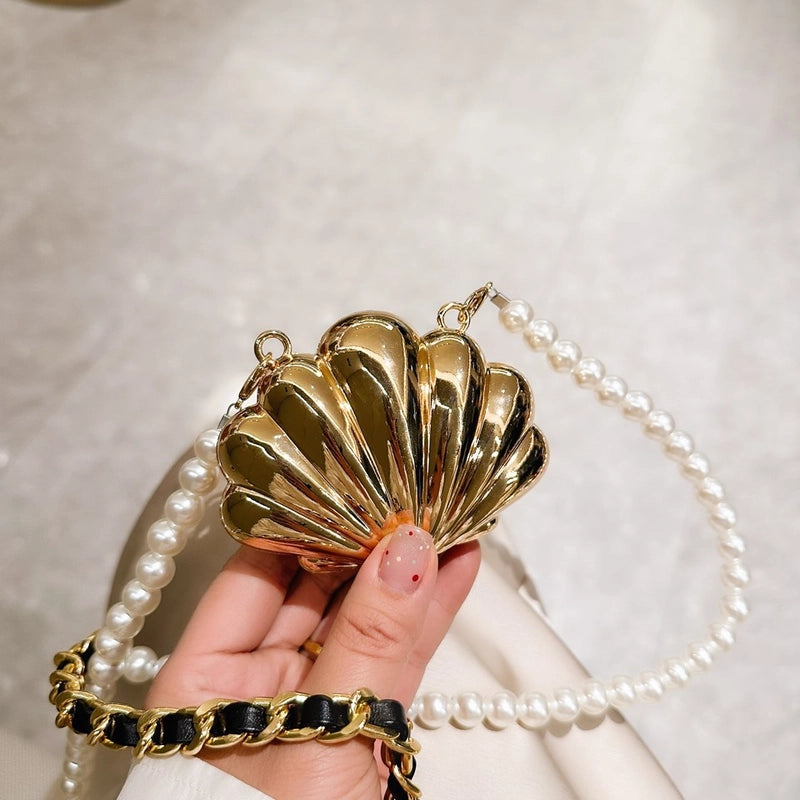 Women's Mini Arylic Solid Color Streetwear Shell Hook Loop Dome Bag
