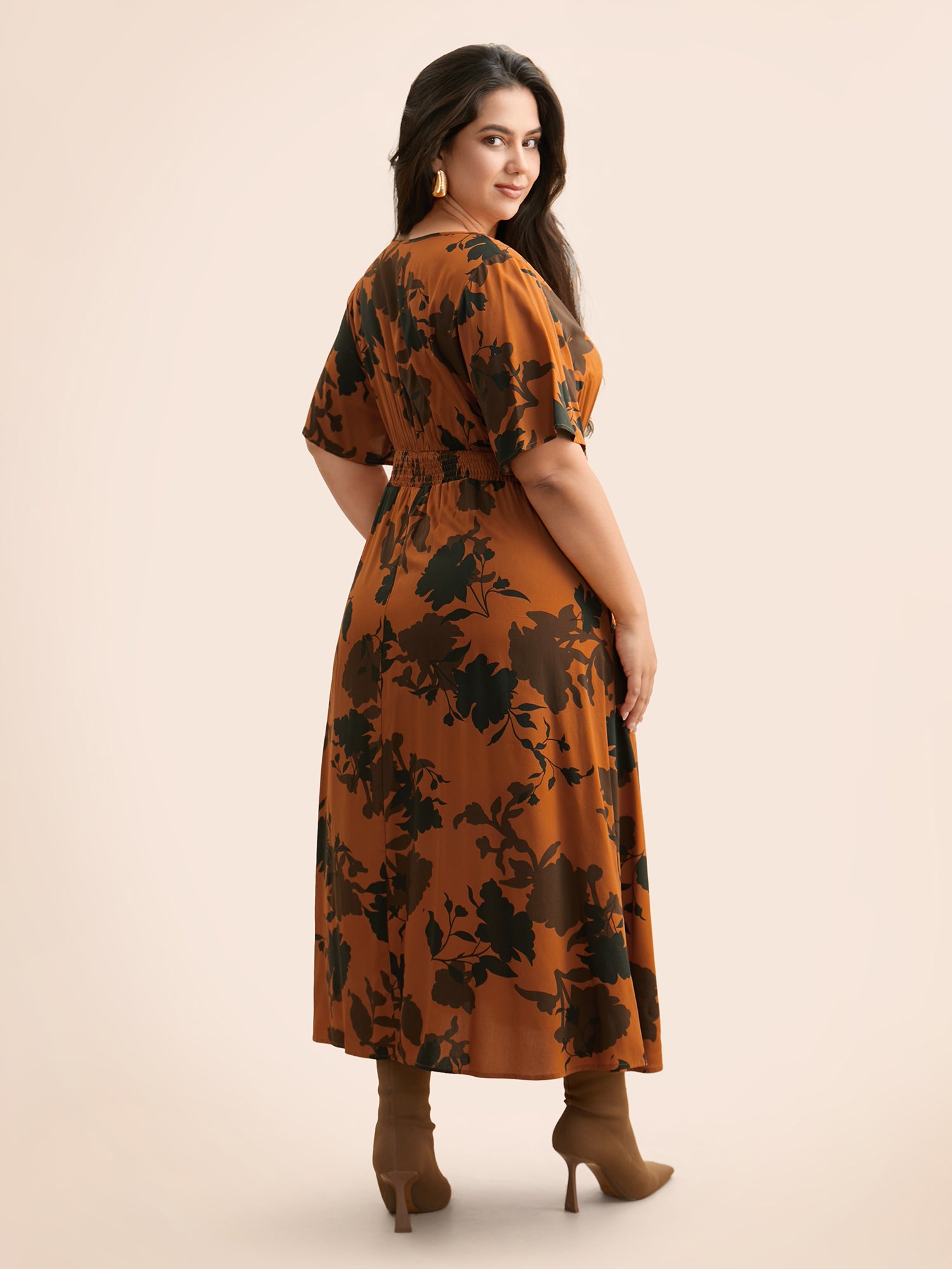 Silhouette Floral Print Ruffle Sleeve Dress