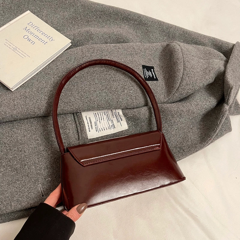 Women's Pu Leather Solid Color Classic Style Square Buckle Flip Cover Shoulder Bag