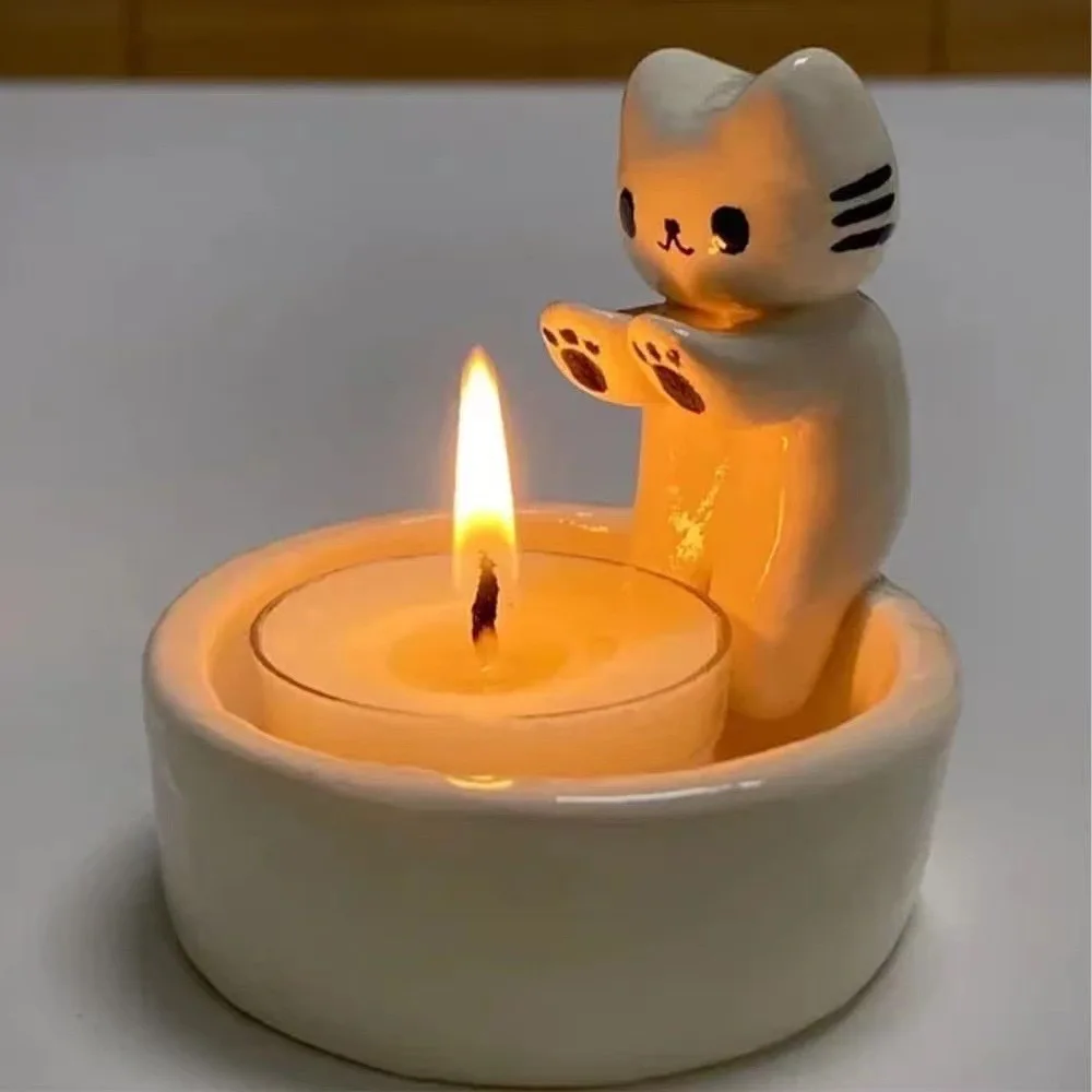 Cute Cat Candle Holder Mini Resin Candlestick Decoration For Home