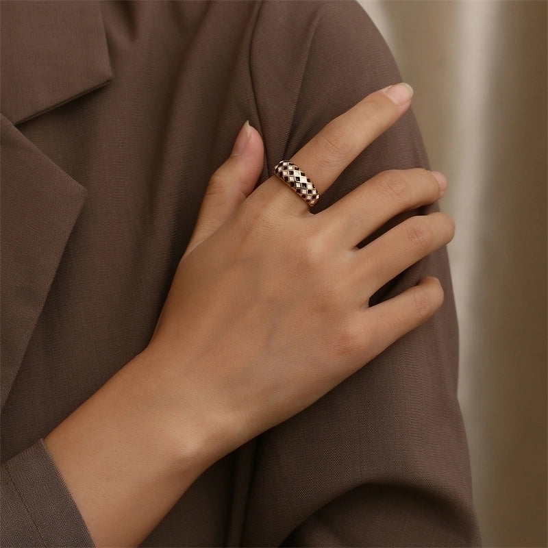 Elegant Minimalist Classic Style Round Stainless Steel Titanium Steel Gold Plated Polishing Plating Rings