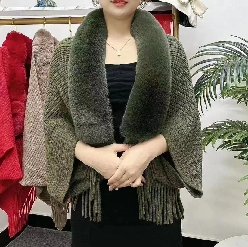 Shawl Cape Cape Coat Women's Fashionable And Expensive Outer Wear Loose Autumn And Winter New Wool Collar Knitted Cardigan
