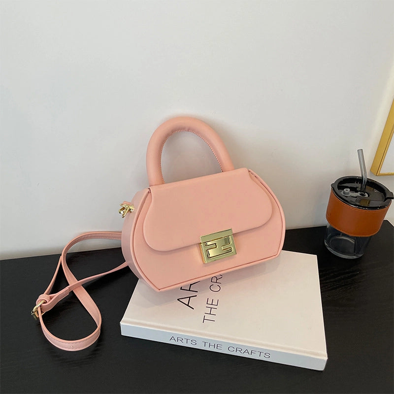 Women's Medium All Seasons Pu Leather Solid Color Classic Style Square Lock Clasp Handbag