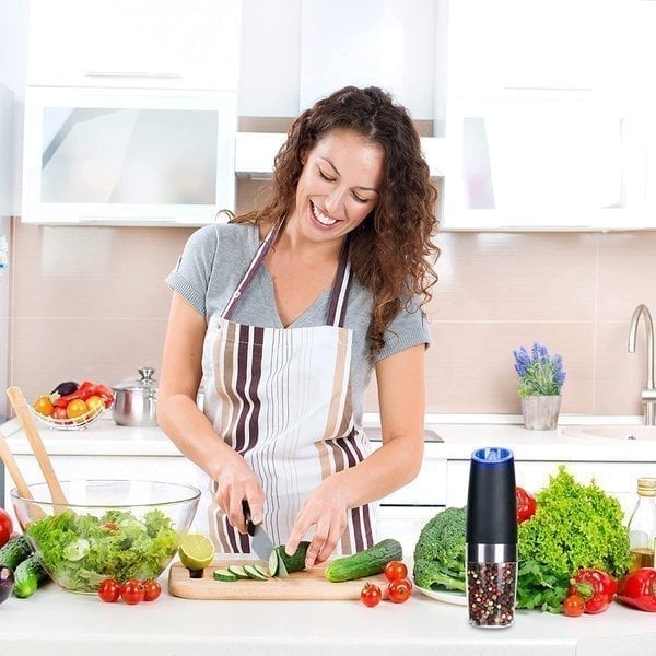 Sale 49% OFF - Automatic Electric Gravity Induction Salt & Pepper Grinder - BUY 2 GET FREE SHIPPING