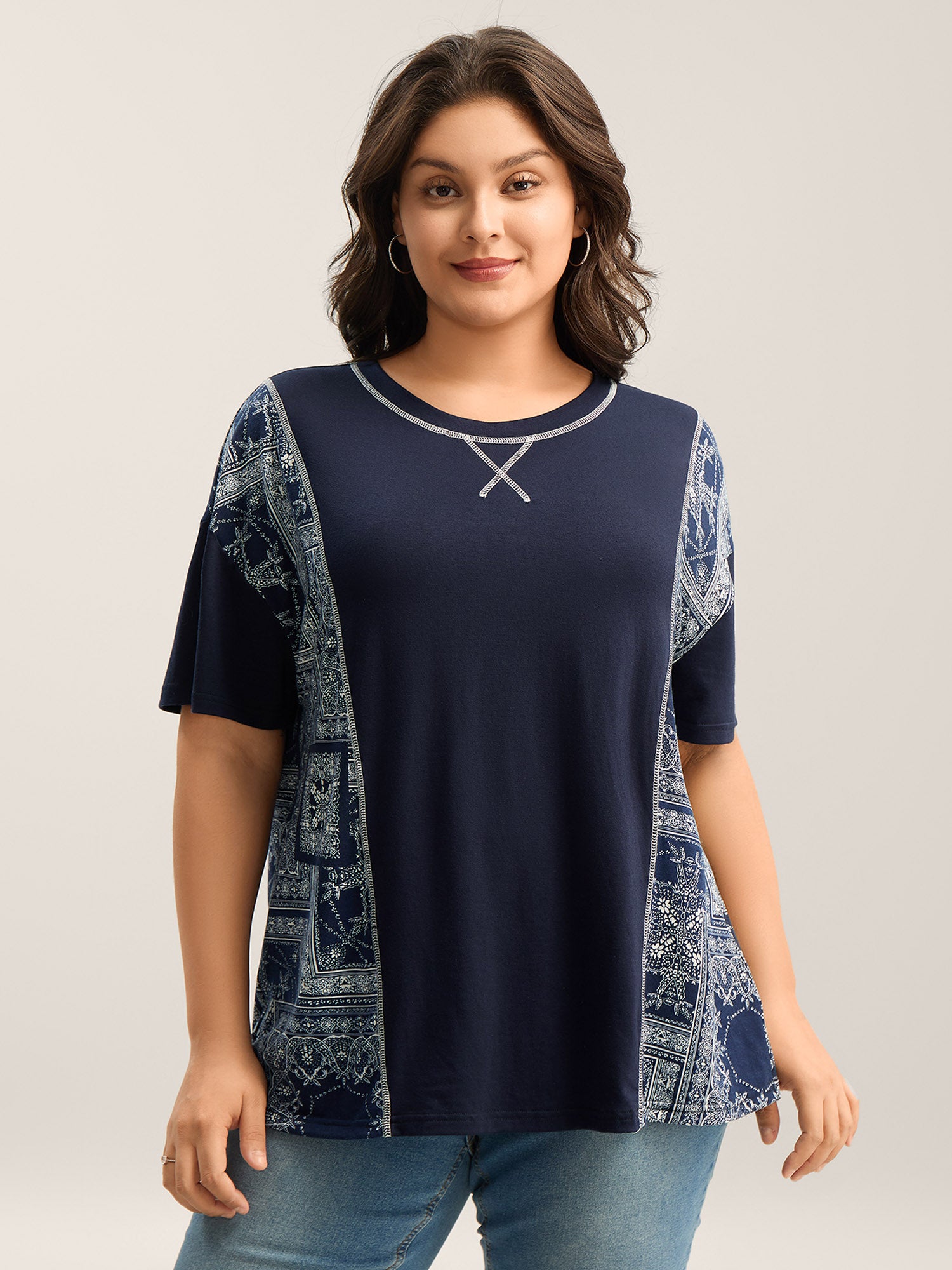 Geometric Print Spliced Solid T-Shirt