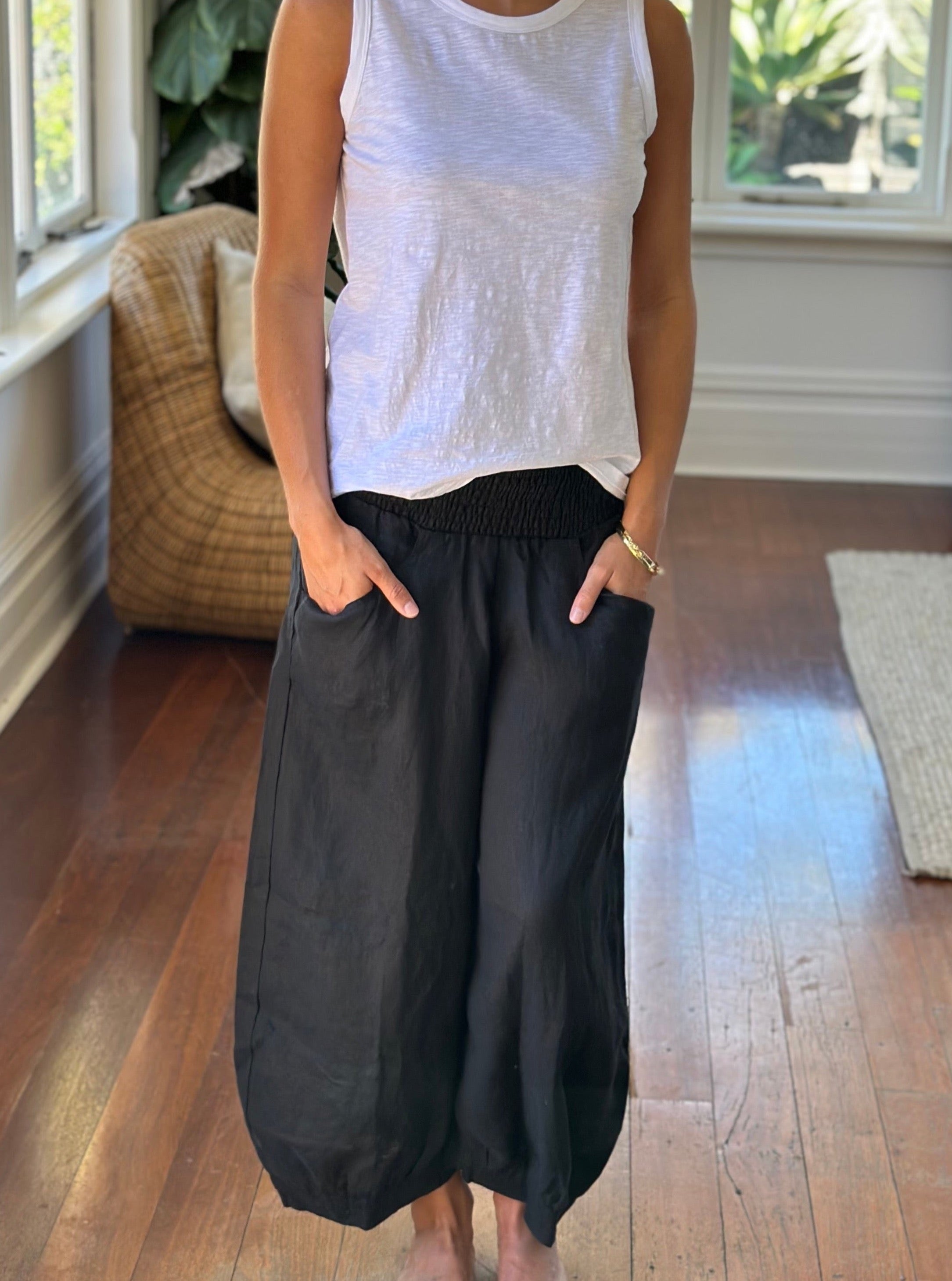 jackie pant - black linen