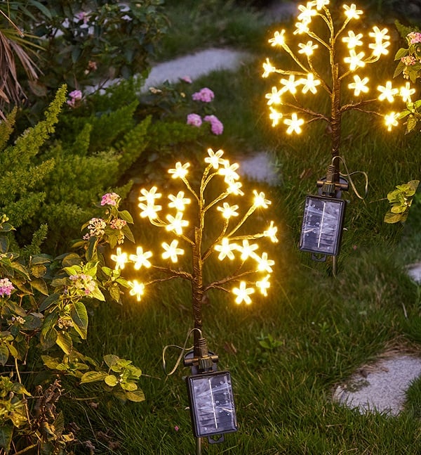 Outdoor Waterproof Cherry Blossom  Multicolor Solar Garden Lights