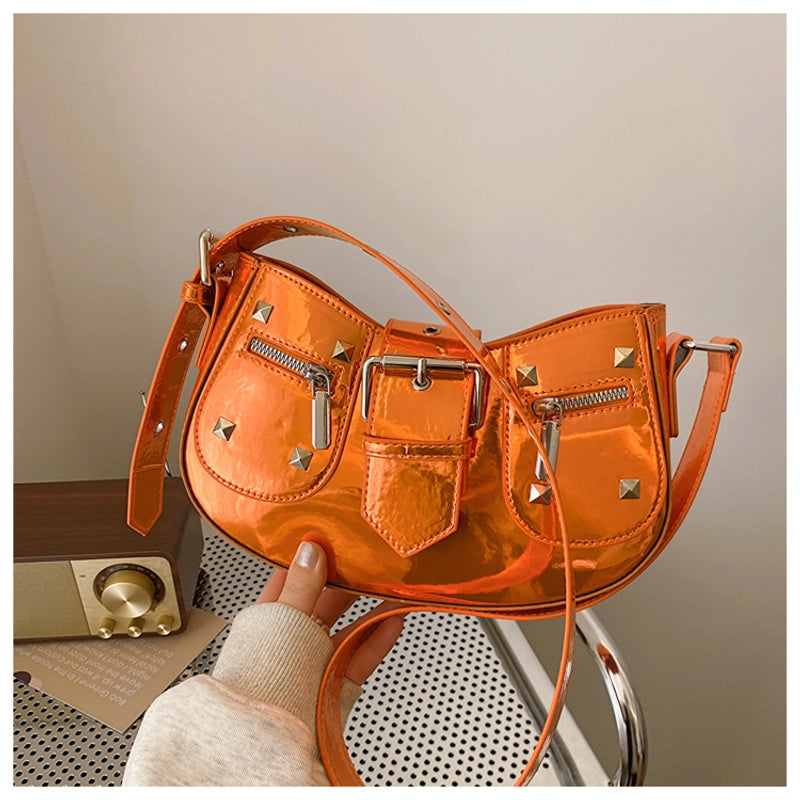 Women's Medium Pu Leather Solid Color Streetwear Zipper Underarm Bag