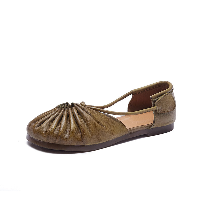 Soft Leather Flat Sandals Wrinkled Closed Toe X-Strap Casual Shoes with Velcro Design in Coffee1/Coffee2/Grey/Khaki