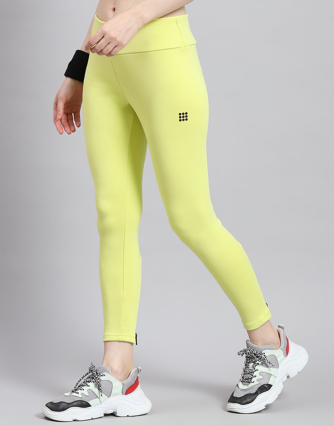 Women Green Solid Regular Fit Legging