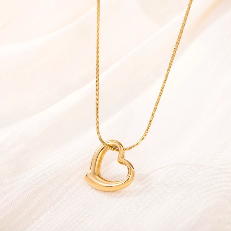 Minimalist Heart Shape Titanium Steel Pendant Necklace