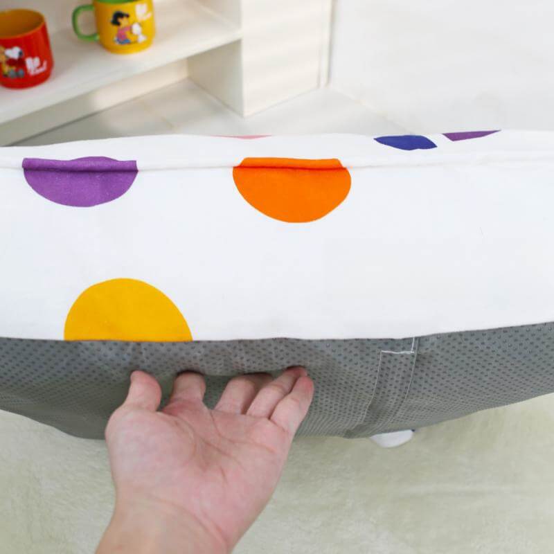 Colorful Dot Cozy And Playful Pillow Bed Calming Dog Bed