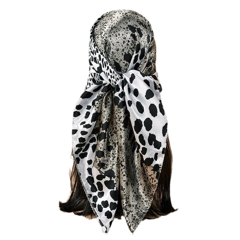 Women's Vintage Style Streetwear Leopard Satin Silk Scarf