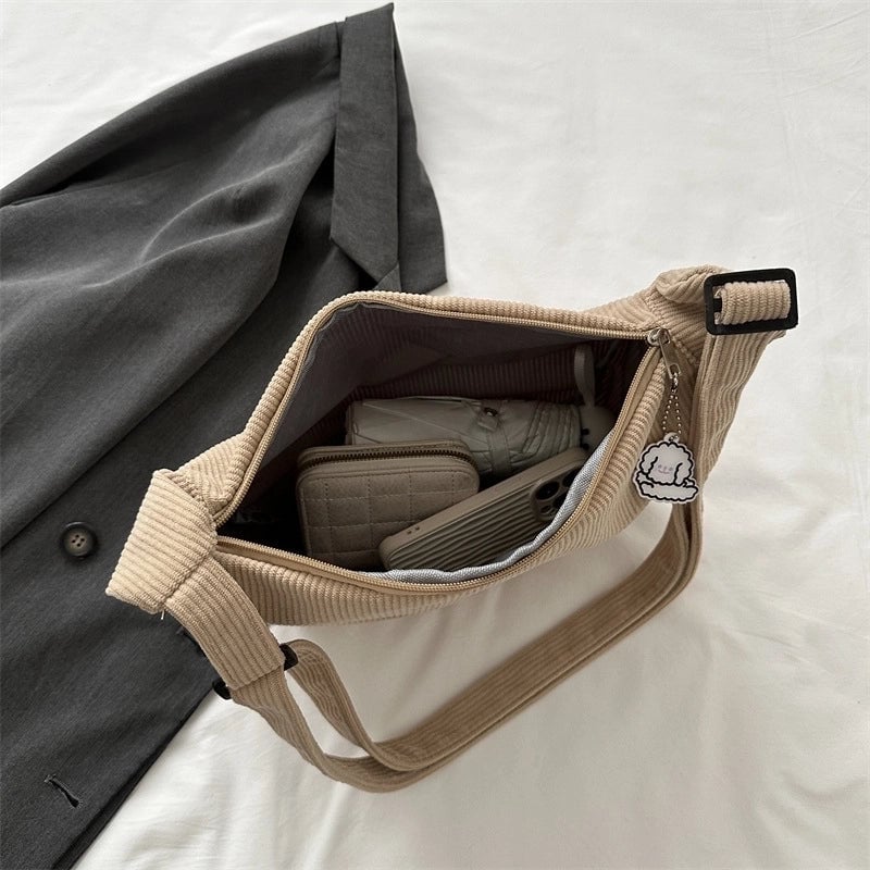 Women's Large Corduroy Solid Color Streetwear Dumpling Shape Zipper Shoulder Bag