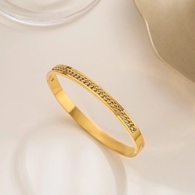 Retro Round Titanium Steel Inlay Zircon Bangle