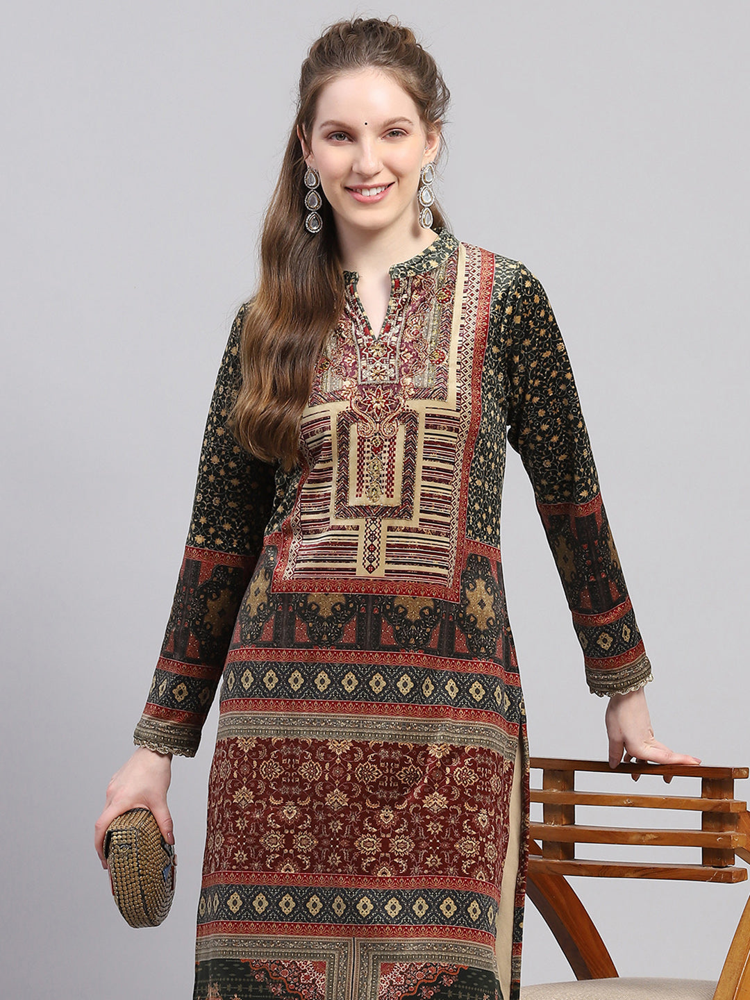 Women Green Printed Round Neck Full Sleeve Kurti Set for Winter