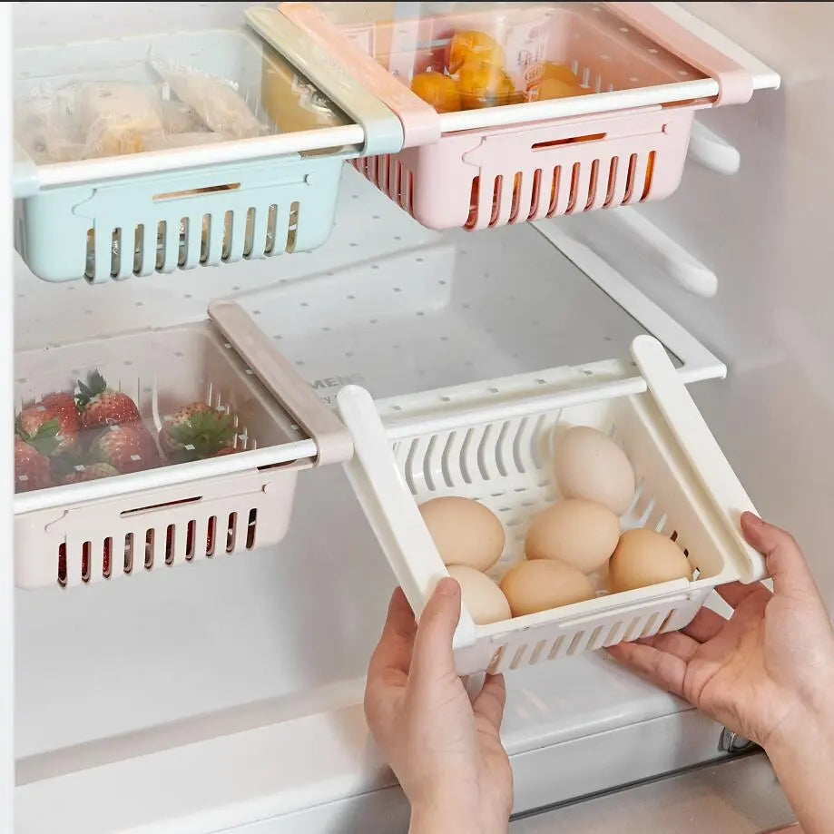 ADJUSTABLE FRIDGE STORAGE BASKET