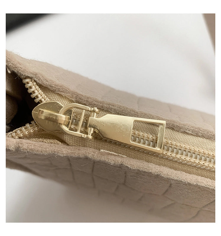 Women's Small Cloth Solid Color Basic Vintage Style Zipper Underarm Bag