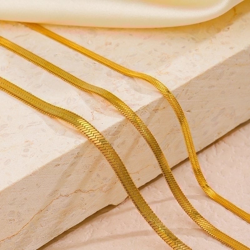Lady Minimalist Geometric 304 Stainless Steel 18K Gold Plated Bracelets In Bulk