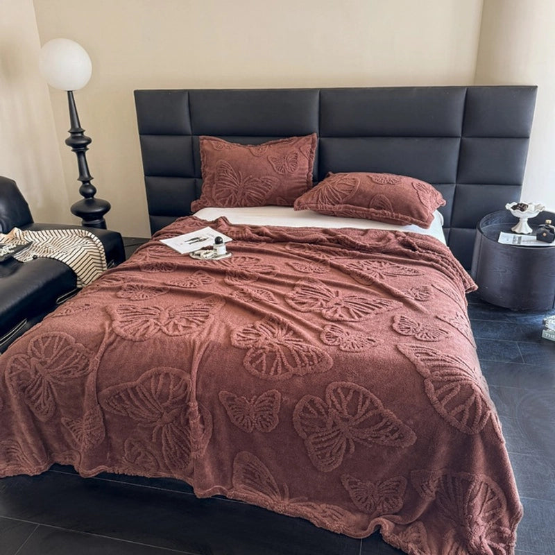 Elegant Solid Color Polyester Blanket