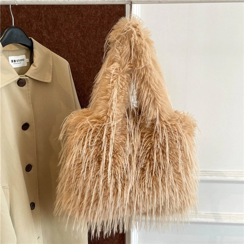 Large Capacity Plush Bag Women's Western Style Tassel Shoulder Bag Tote Bag Furry Bag