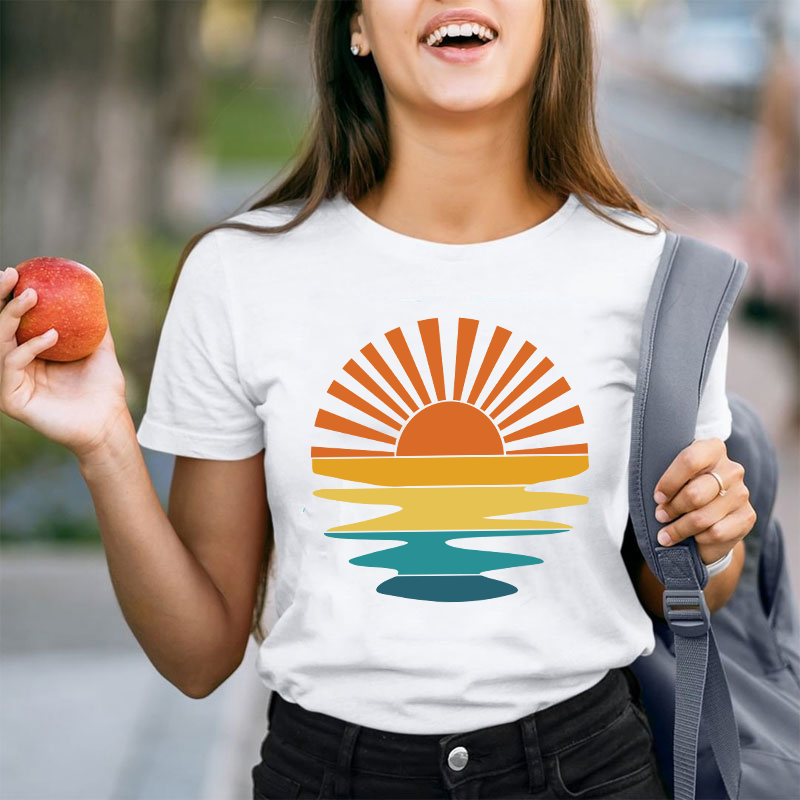 Retro Sunset Rays Wavy Teacher T-Shirt