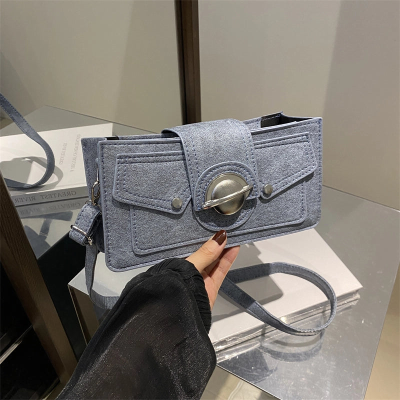 Women's Medium Pu Leather Solid Color Streetwear Square Magnetic Buckle Crossbody Bag