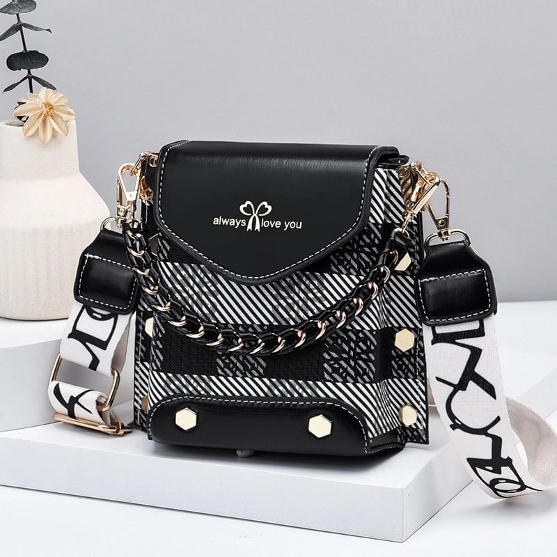 Women's Small Pu Leather Color Block Lattice Streetwear Square Magnetic Buckle Crossbody Bag