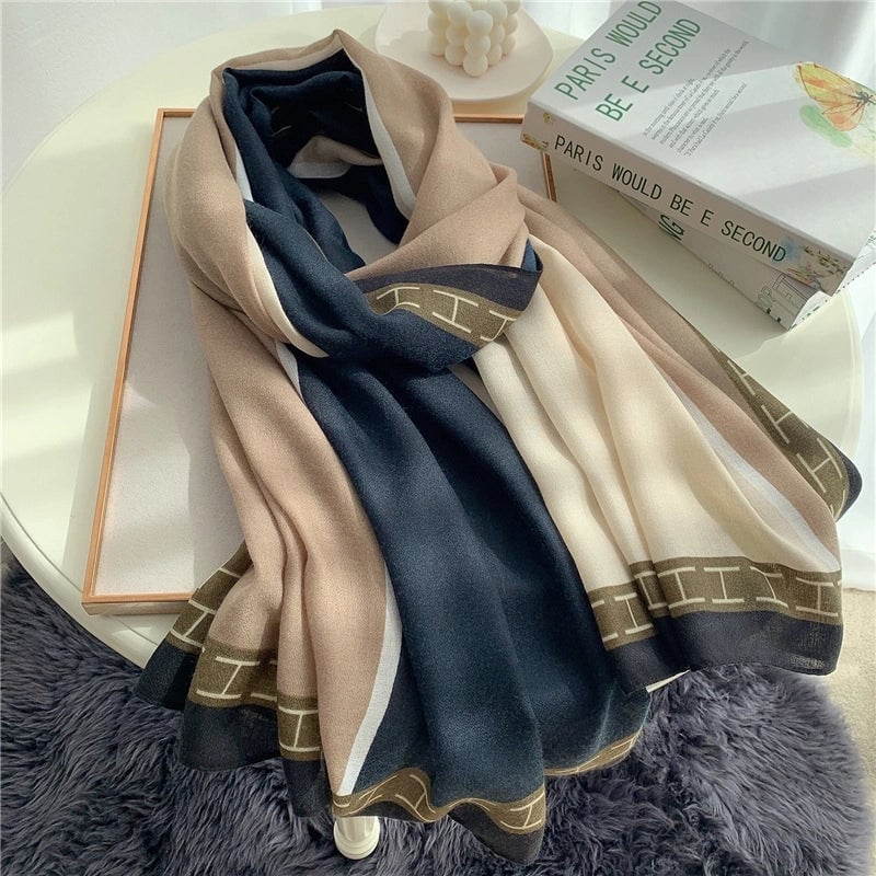 New Cotton And Linen Scarf Women's Fashion Colorblock Shawl Spring And Autumn Travel Decorative Scarf Cyber Celebrity Star Style Letters