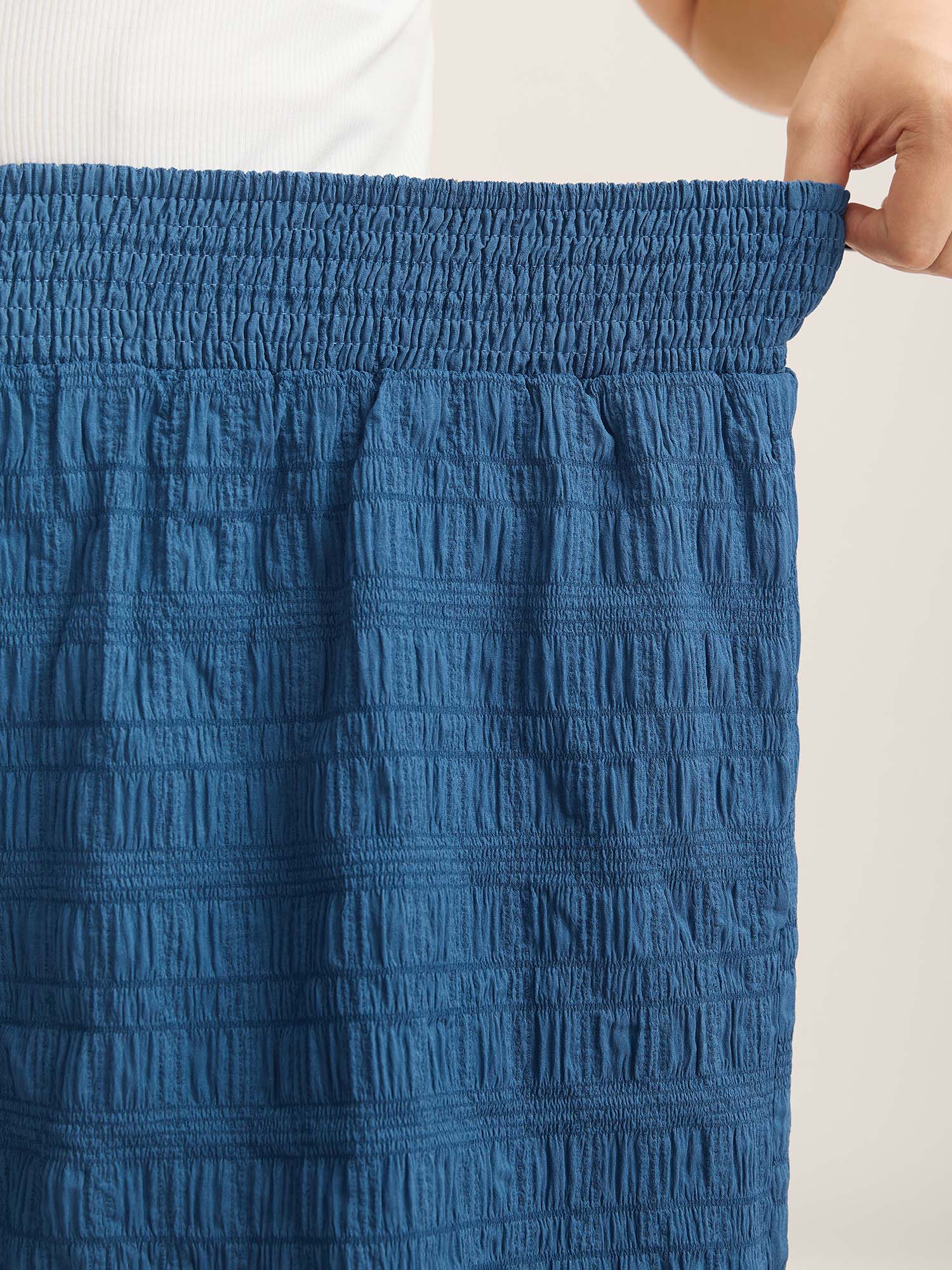 Textured Shirred Waist Tie Shorts