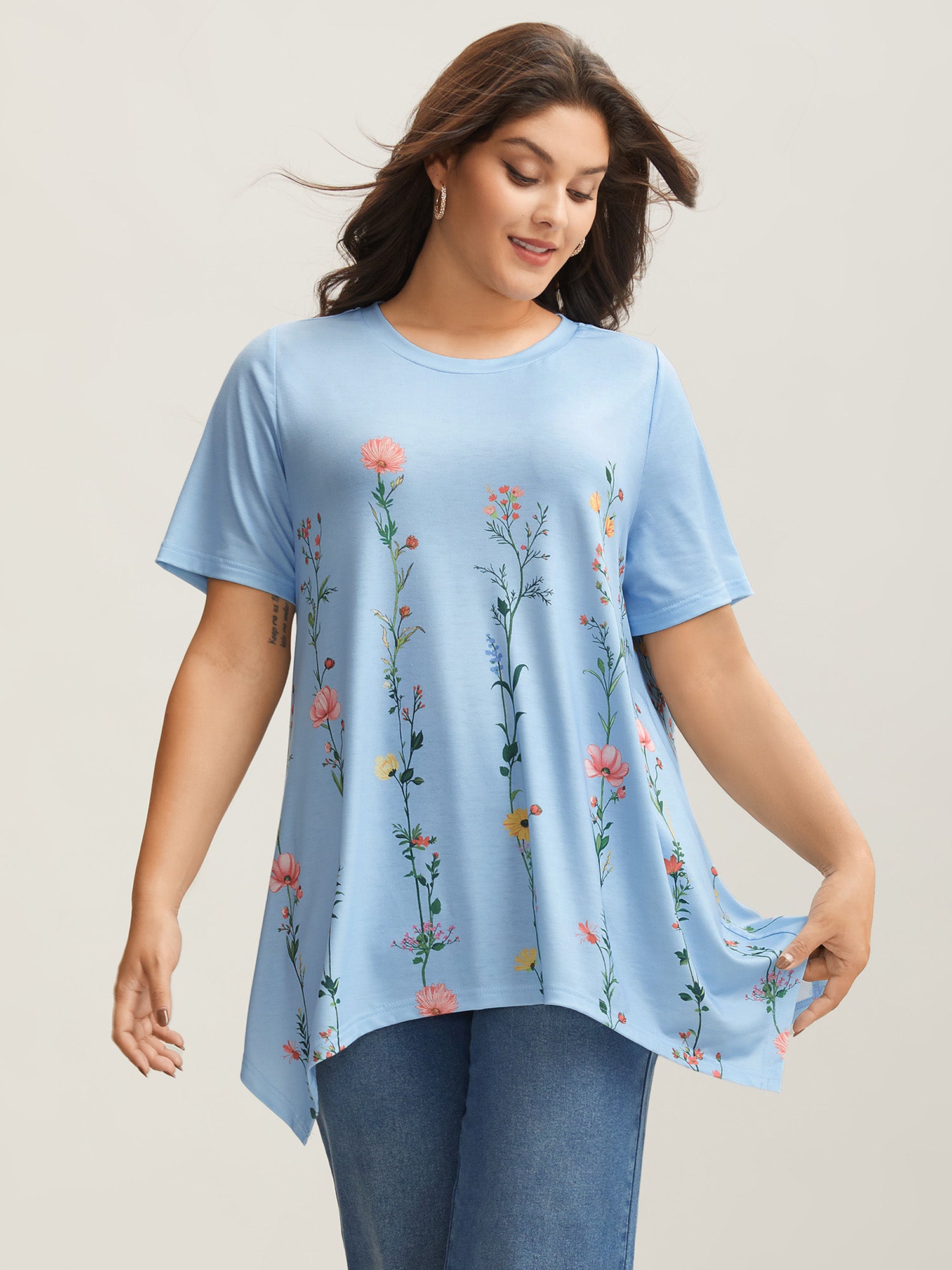 Stretchy Hi-Low Hem Floral T-Shirt