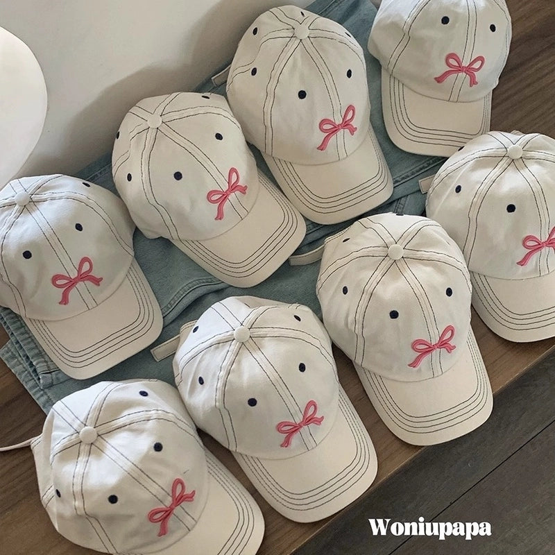 Women's Minimalist Bow Knot Embroidery Curved Eaves Baseball Cap