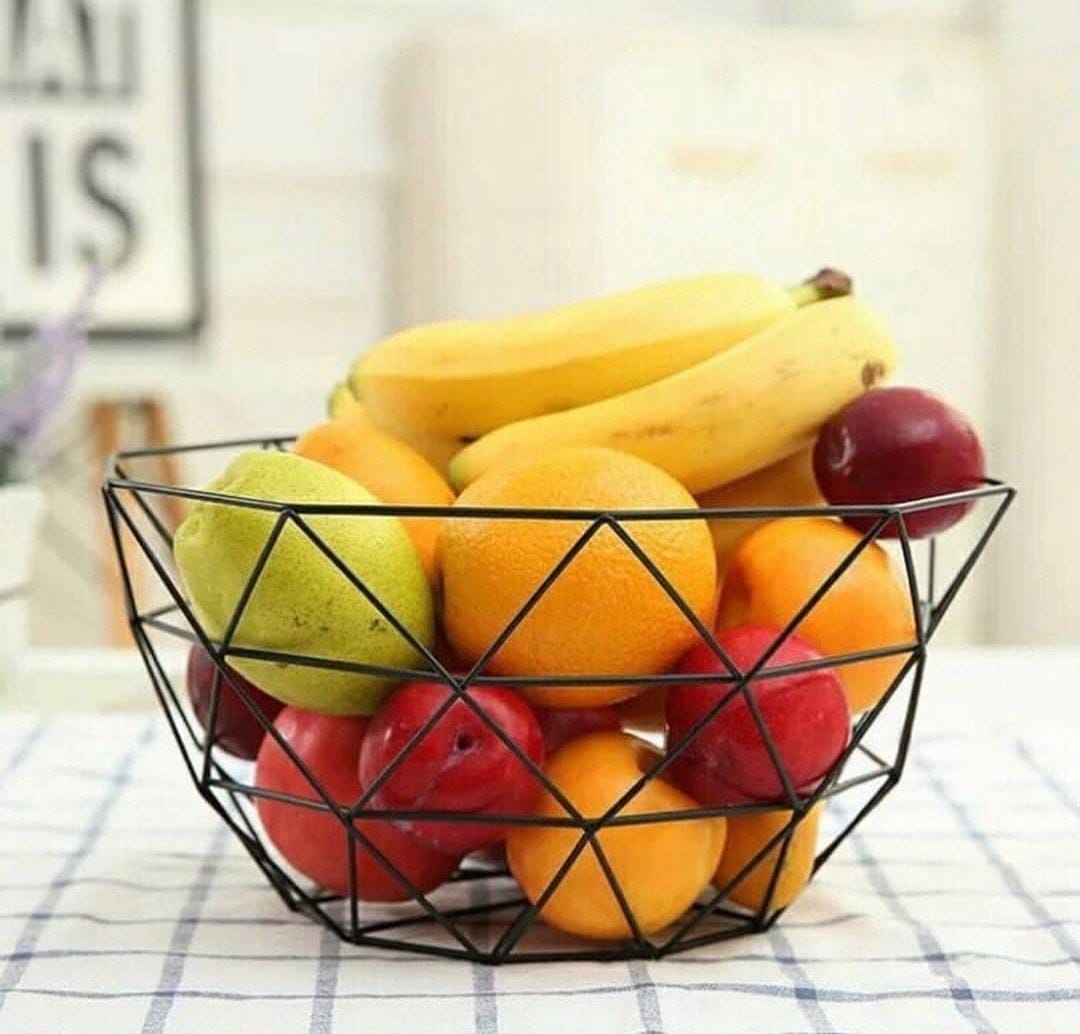 Geometric metallic storage holderFruit storage basket