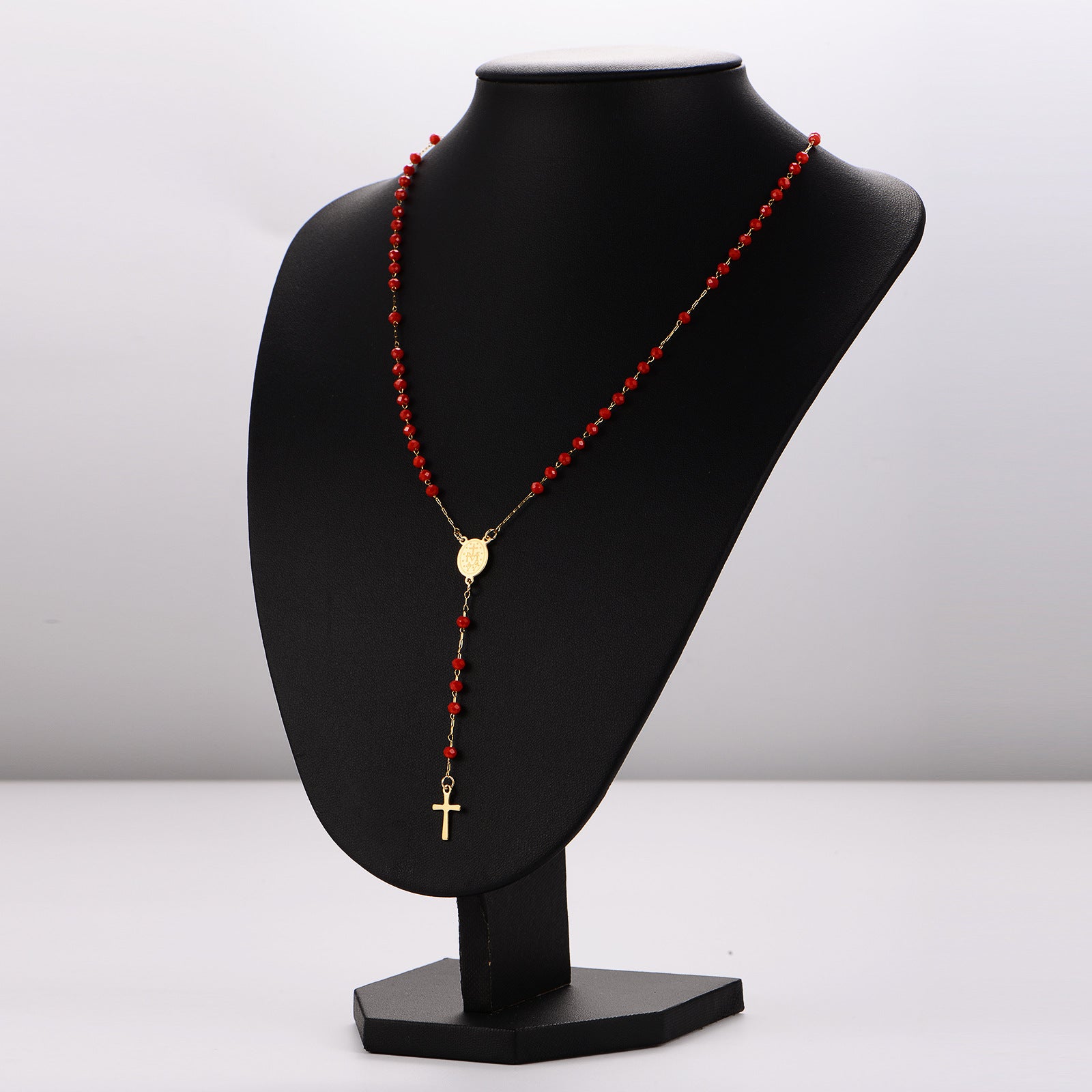 Aml Niche Personality Cross Portrait Round Pendant Stainless Steel Necklace