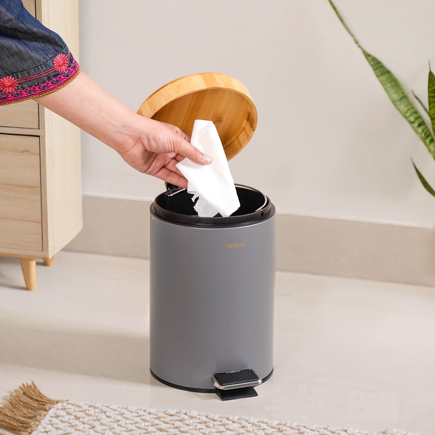 Modbin Bamboo Lid Metal Dustbin Grey 3000ml