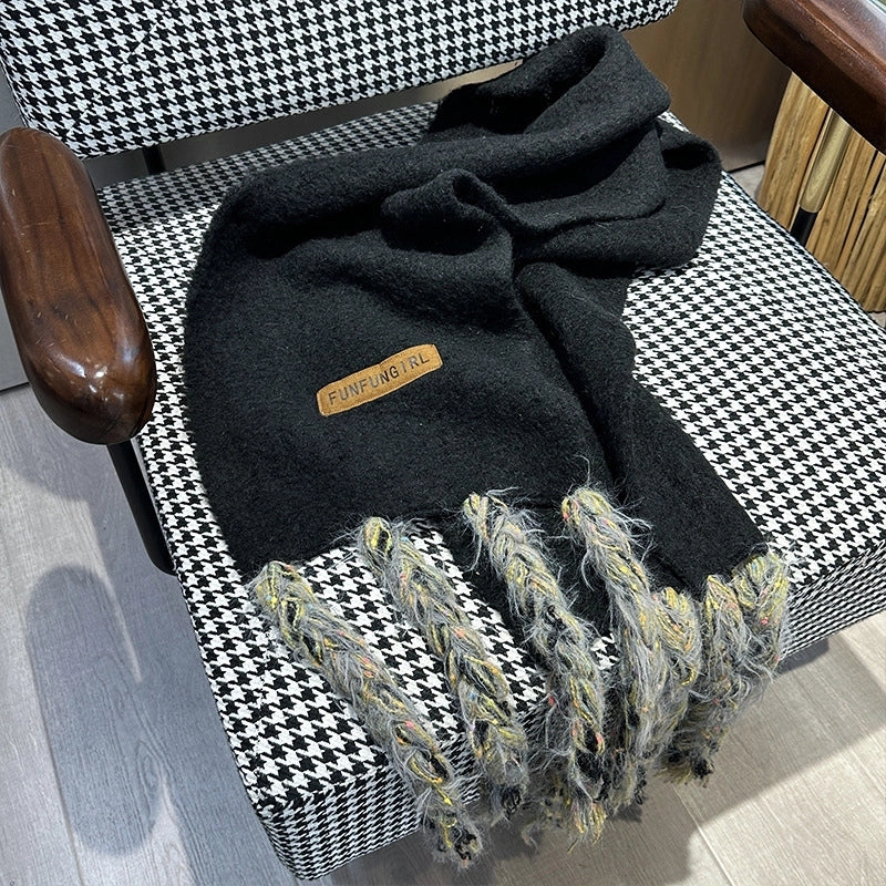 Women's Minimalist Solid Color Wool Blend Knitted Scarf