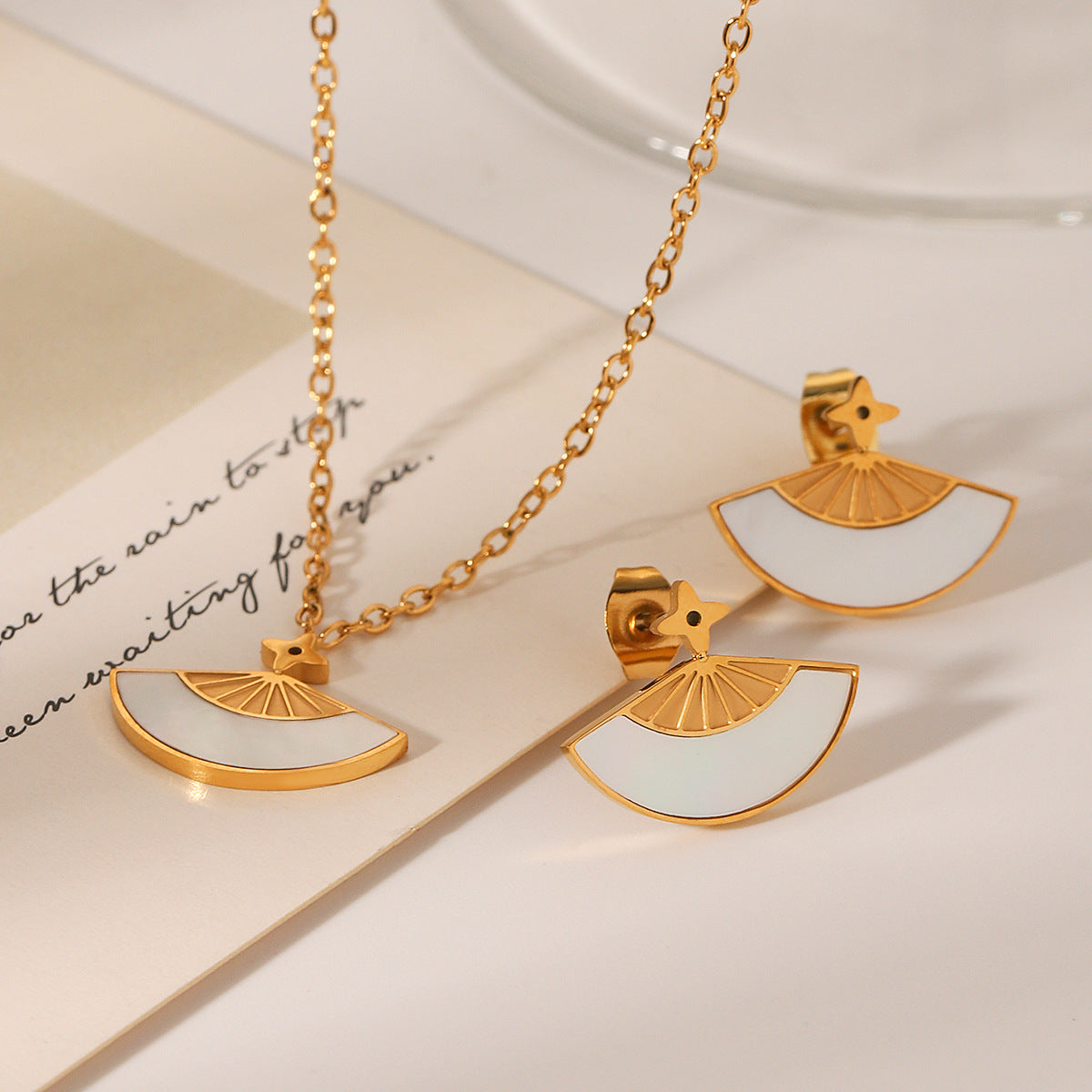 Stainless Steel Fan-Shaped White Shell Pendant Necklace For Women Niche Design Titanium Steel Earrings
